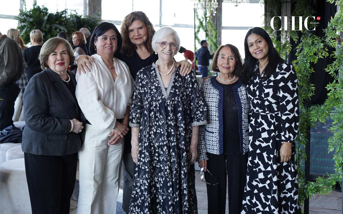 Yolanda, Laura, María Elena, Lourdes, Licha y Fabi