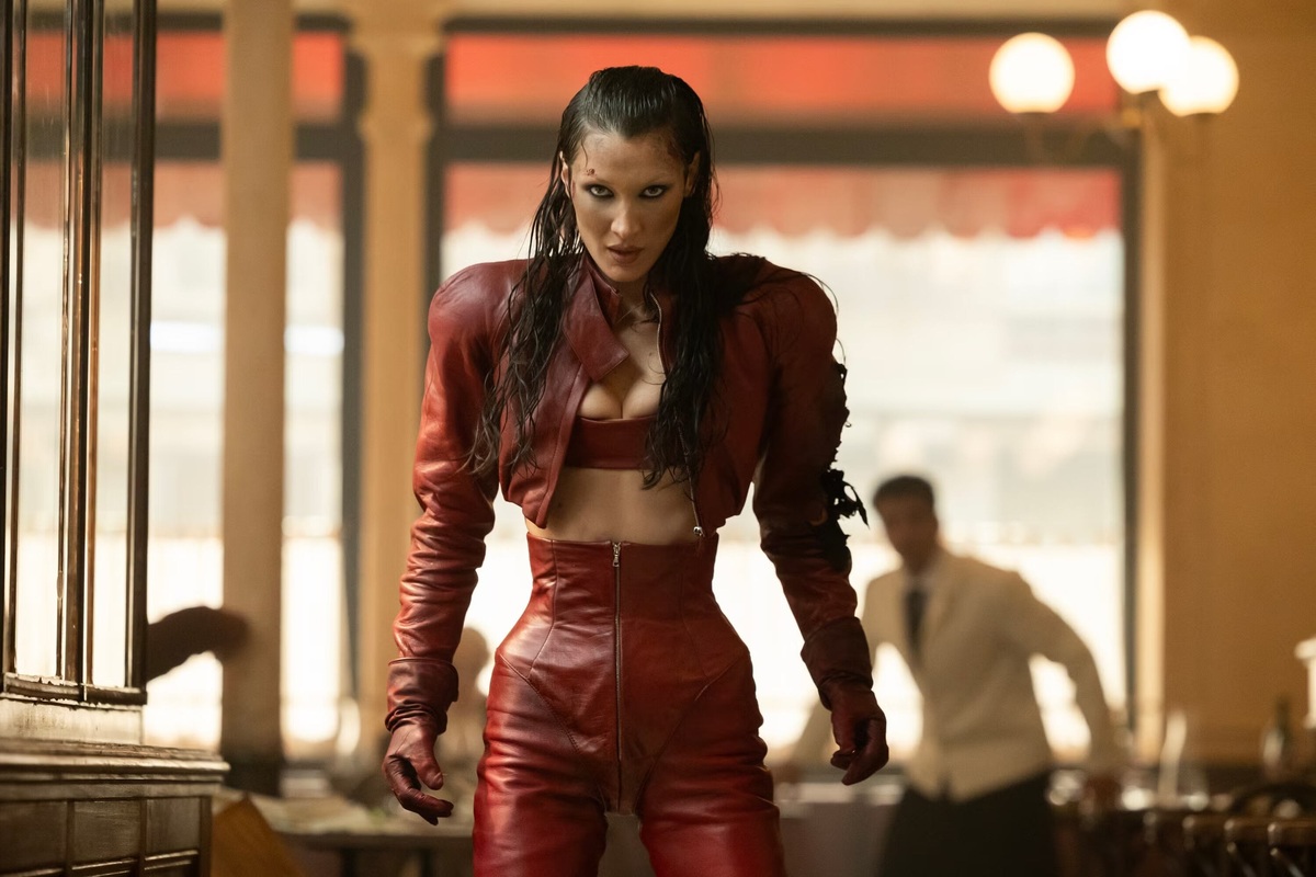 Bella Hadid es Ruby (Foto: Disney Plus)