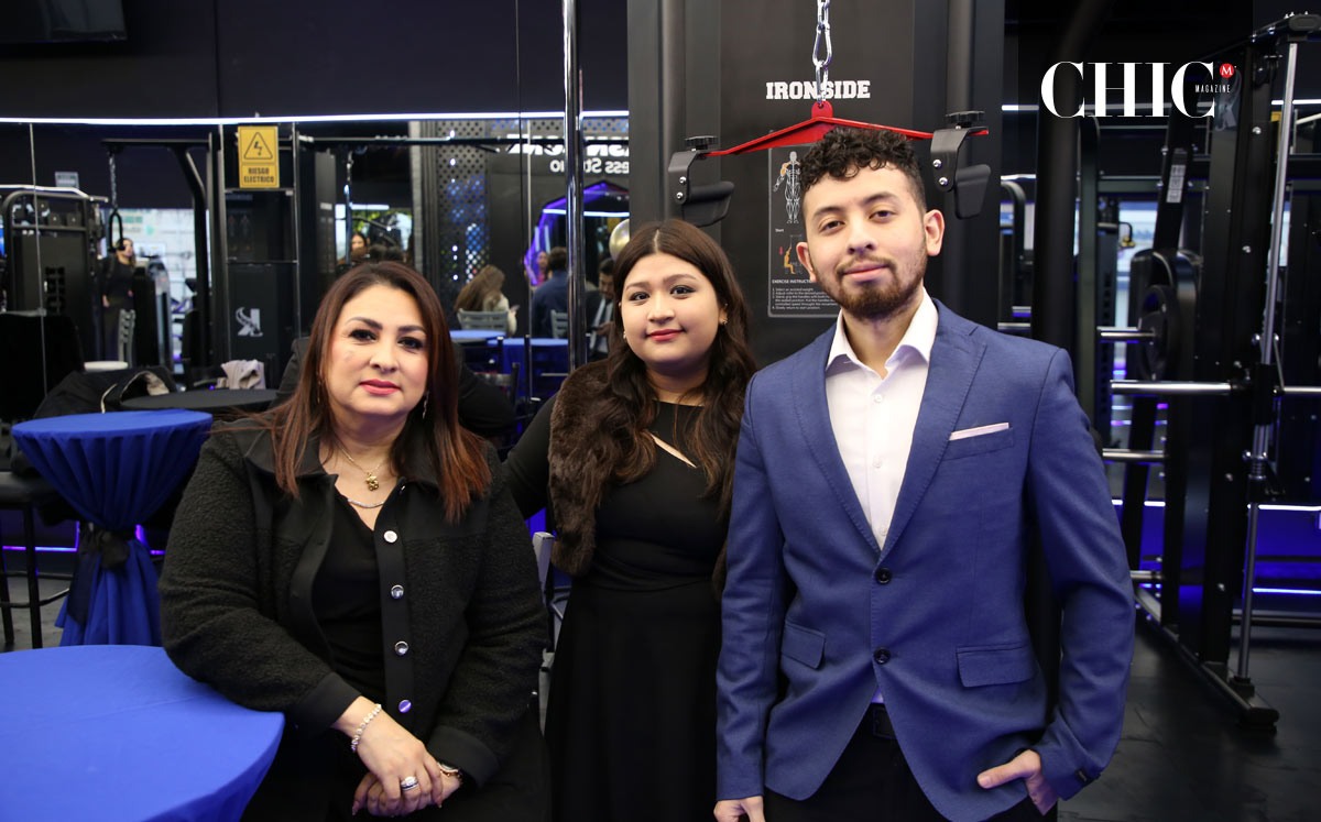 Linda Ávalos, Sofía Reyes y Luis Reyes