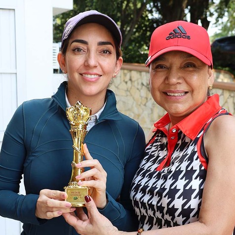 Gaby Trueba y Hortensia de Segura