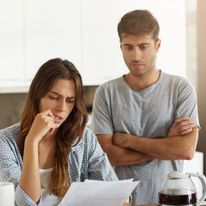 El SAT presentó el Programa de Regularización Fiscal 2026 con descuentos en multas y recargos (Freepik)