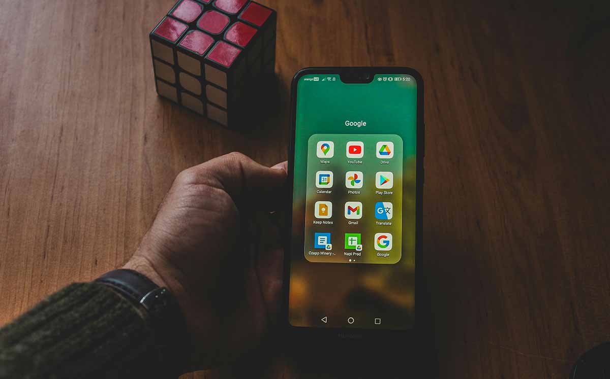 Algunas apps se especializan en suscripciones premium no autorizadas provocando cargos automáticos sin consentimiento. (Foto: Pexels)