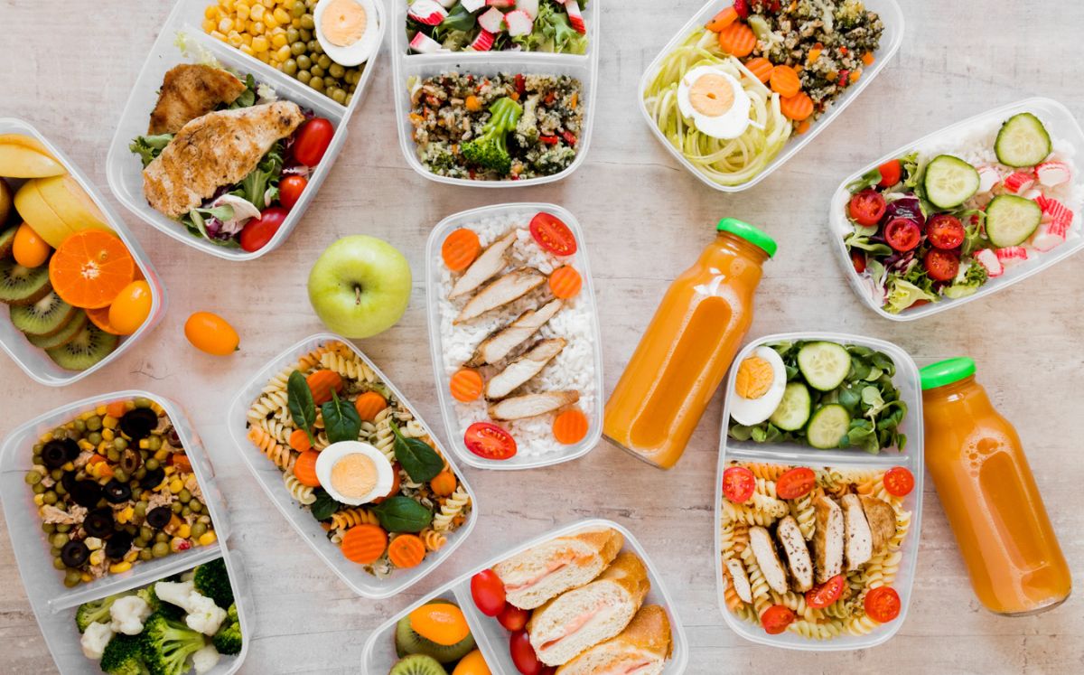 ¿Cómo empezar a comer mejor? Guía práctica para mejorar tus hábitos (Foto: Freepik)