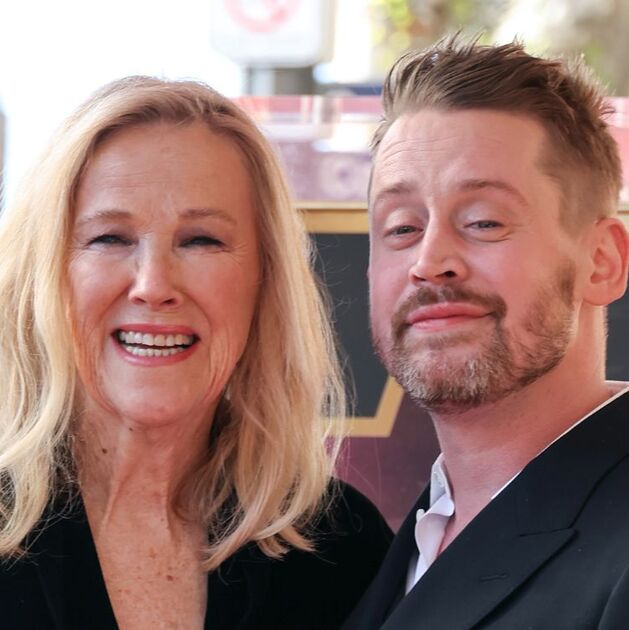 Macaulay Culkin dedicó un mensaje desgarrador a Catherine O’Hara, su mamá en "Mi Pobre Angelito" (Getty Images)