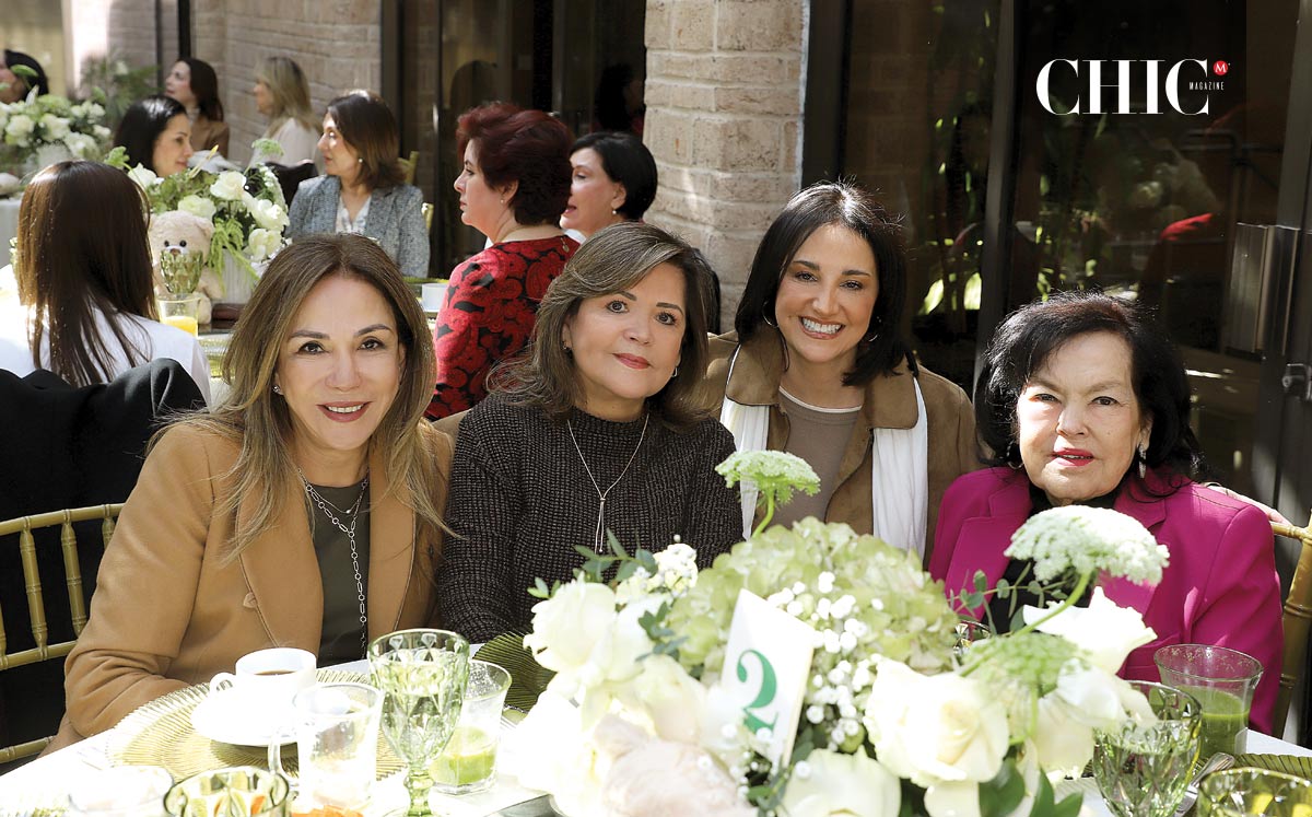 Alejandra De la Garza, Patricia Reyes de Salazar, Mariana Galván de González e Irma de Lobo