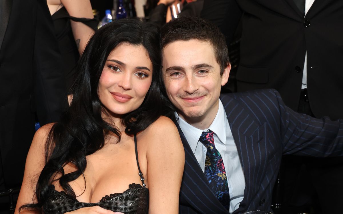 Captan a Timothée Chalamet con famosa actriz en un hotel de París (Foto: Getty)