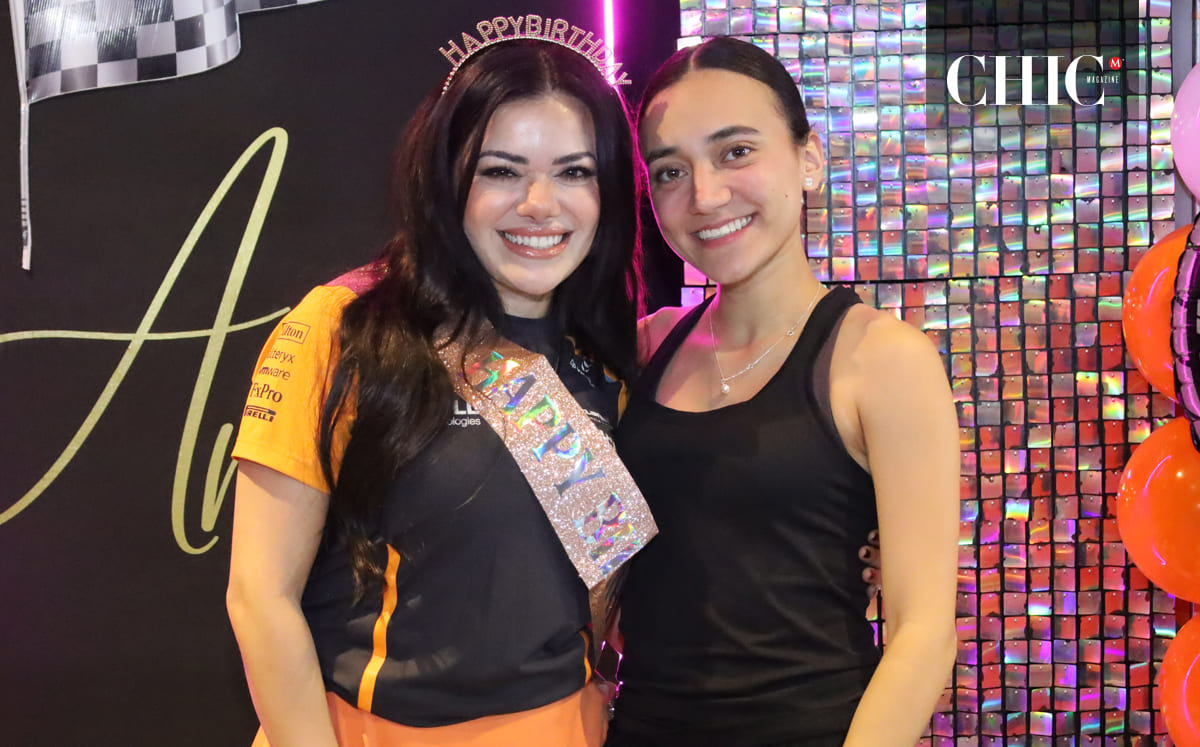 Annel Pérez y Paola Villalba