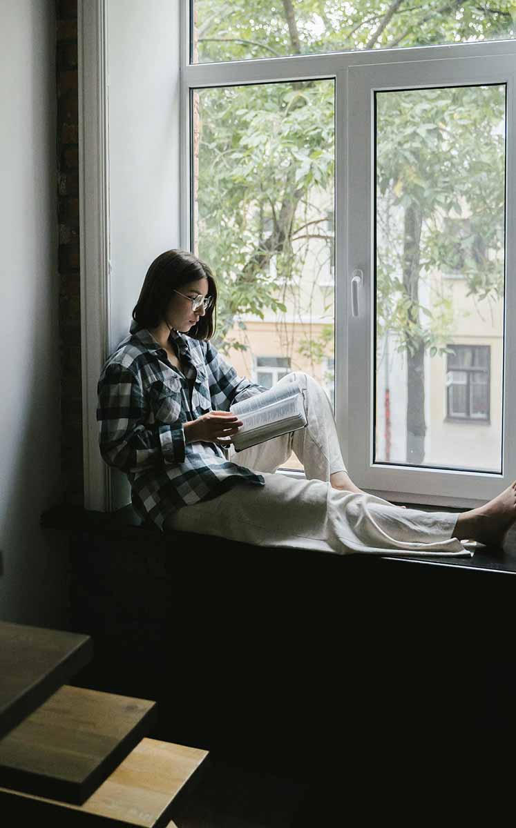 Los expertos advierten que la desconexión social repentina pueden indicar problemas emocionales como una posible depresión. (Foto: Pexels)