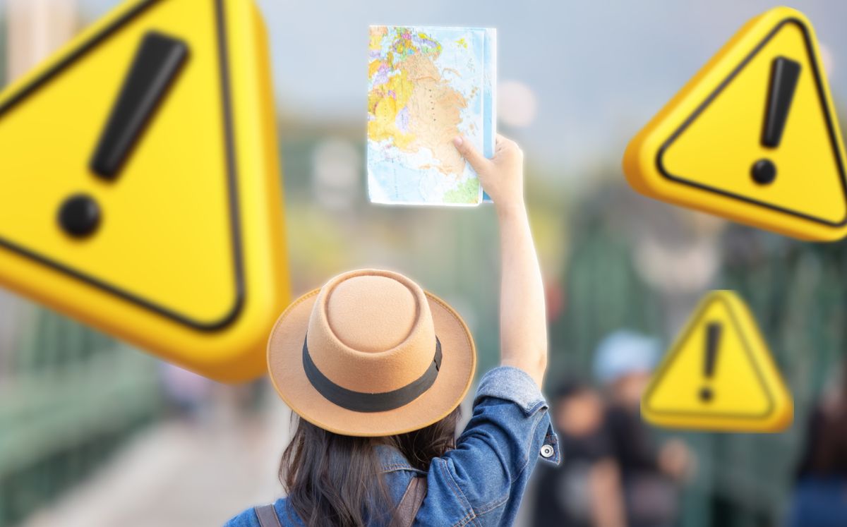 Guía completa para evitar estafas al reservar vuelos y paquetes en línea (Freepik/Canva)