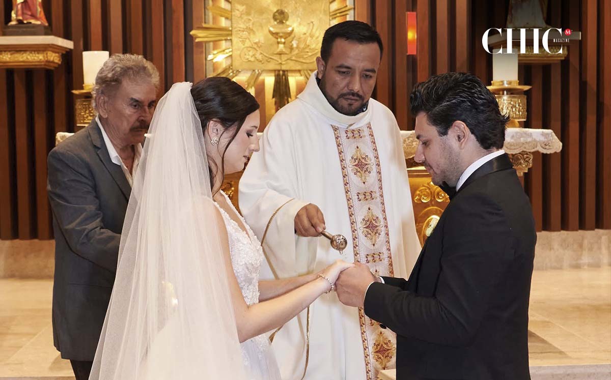 Rebeca & Charly se unen en matrimonio