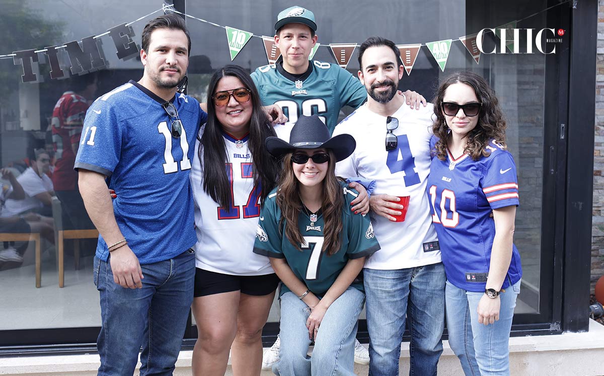 Arturo, Cristy, Jorge, karo, Héctor y Dany