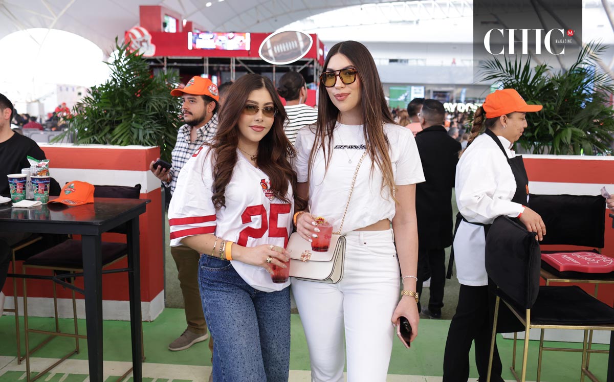 Luisa Chacón y Valeria Gameros