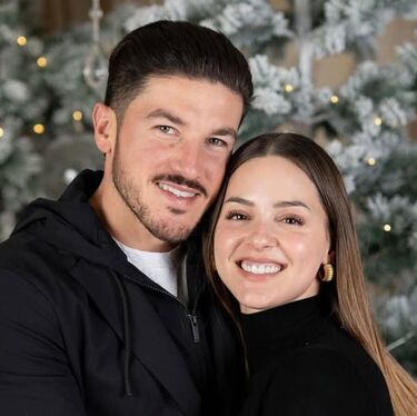 Mariana Rodríguez y Samuel García celebran el bautizo de Isabel (Foto: Instagram)