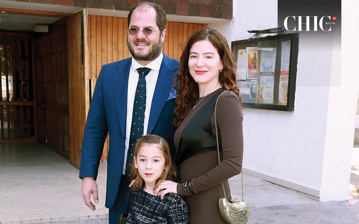 Mauricio Sada, Ruthsofía Campuzano de Sada y Julia Sada