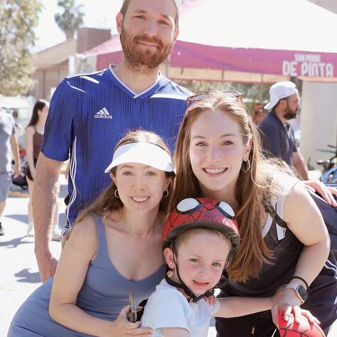 Carlos Bremer, Melissa Marroquín, Paulina Bremer y Santiago Camino Bremer. Fotos: Roberto Alvarado