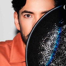 Pedro Talateca honra las tradiciones de manera contemporánea. (Fotos: @holasoydavo)