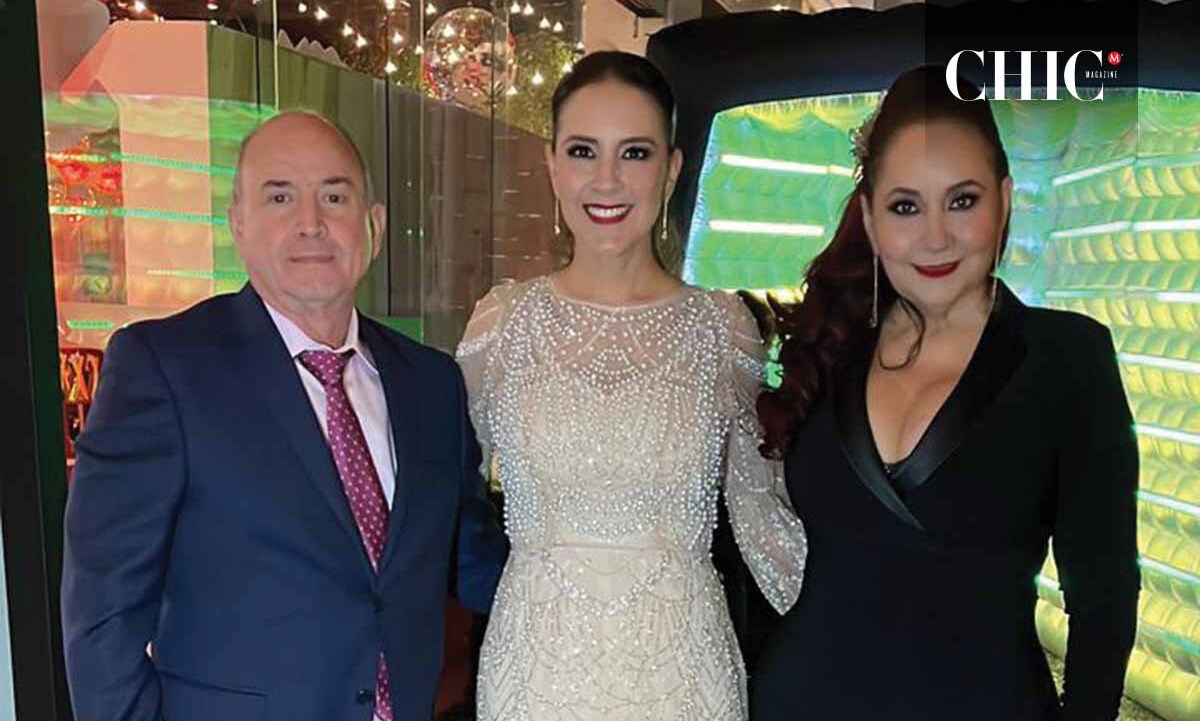 Jose Reynaldo Varo, Andrea Varo Ramos y Diana Ramos