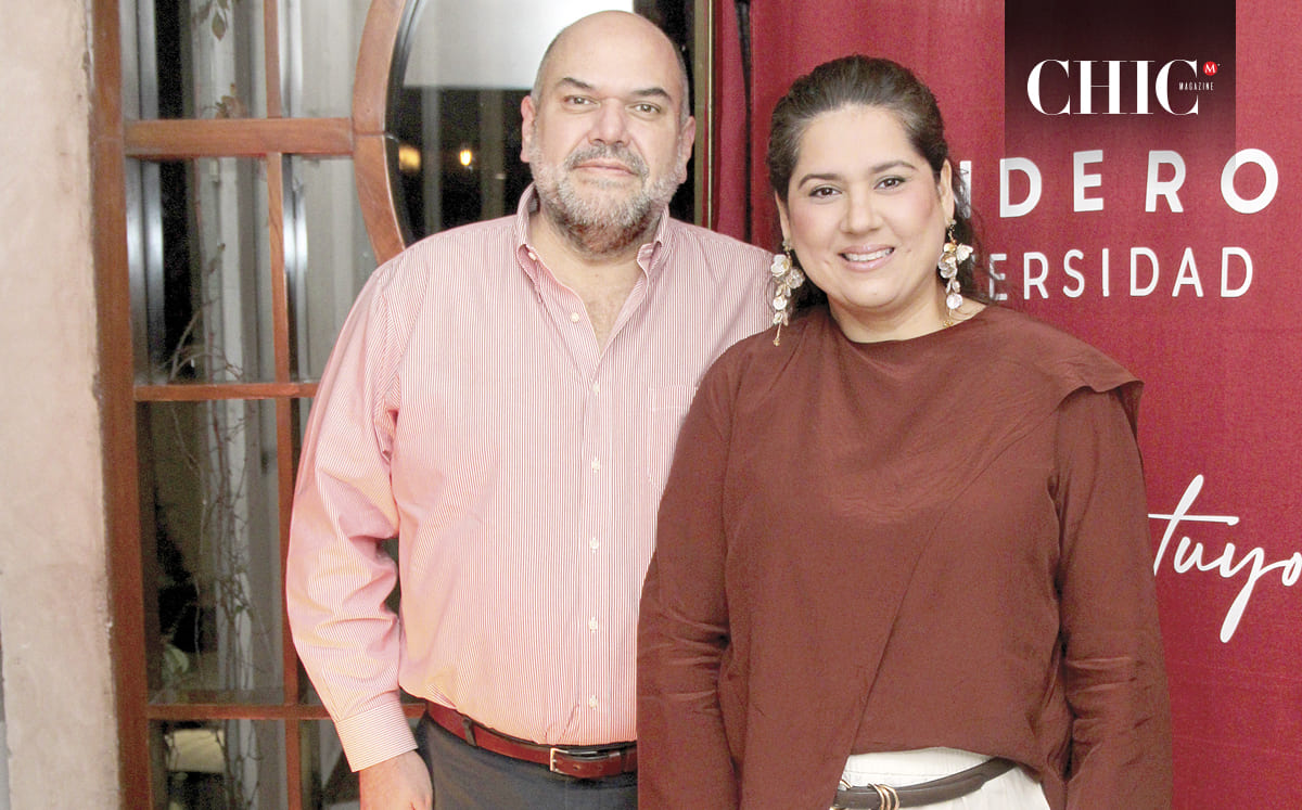 Gerardo Deschamps y Gisela Ceja