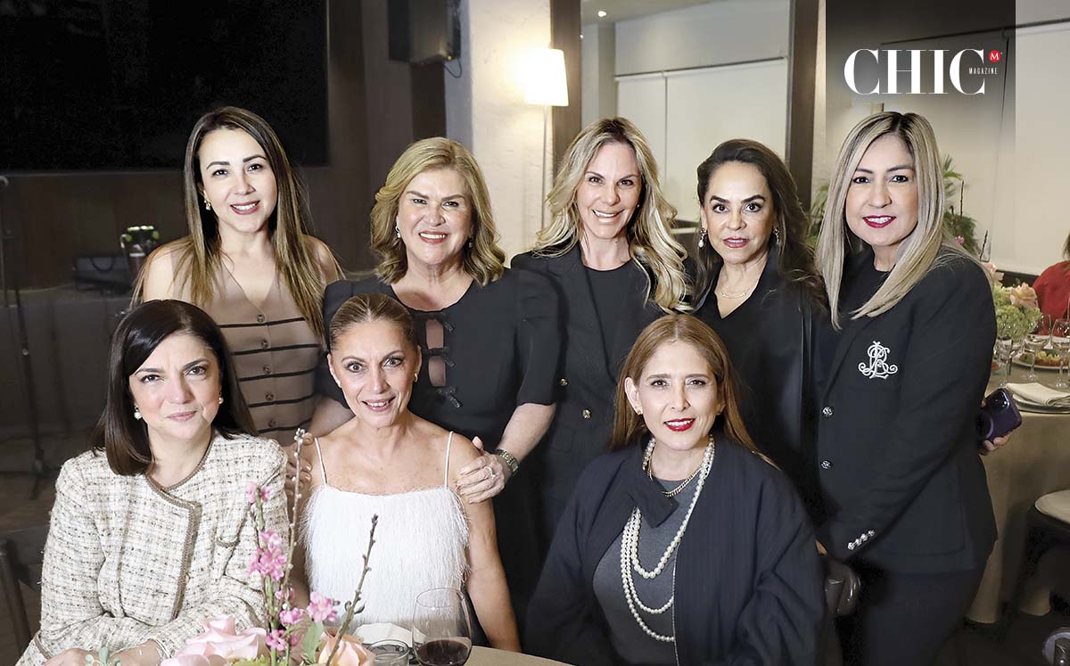 Lety de Manzur, Rosy de Llanes, Sandra Manzur, Olga Guevara, Sandra de Manzur, Martha Herrera, Yolanda Herrera, Cynthia Clemente