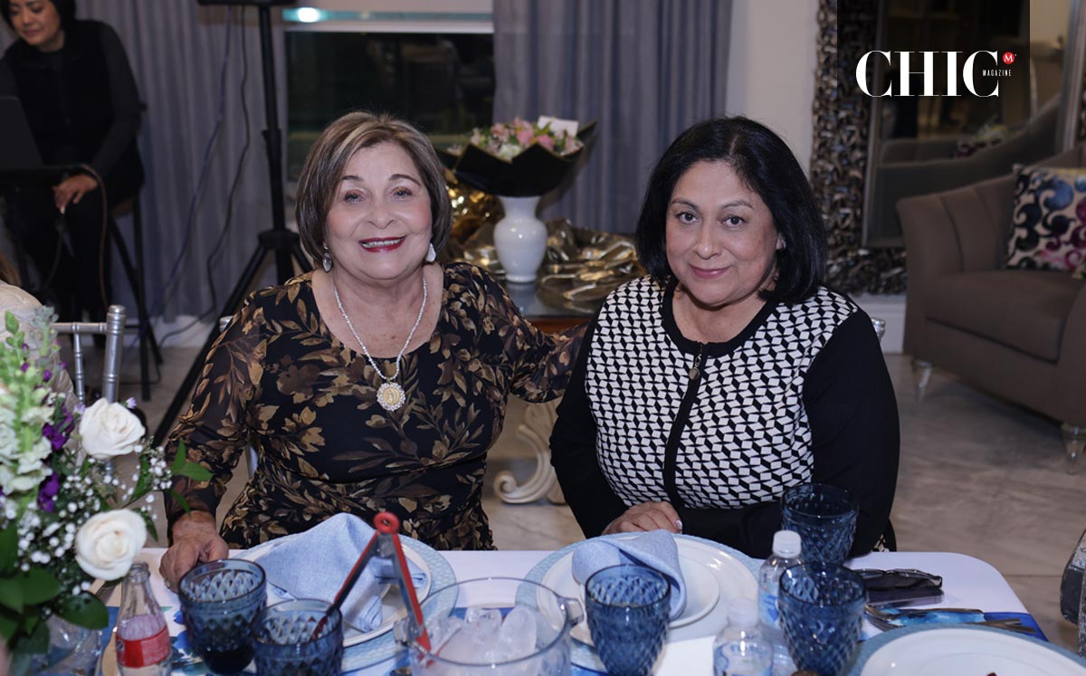 Mercedes de Alonso y Tita de Muñoz