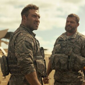 "Máquina de Guerra": Reparto de la película de Netflix (Foto: Netflix)