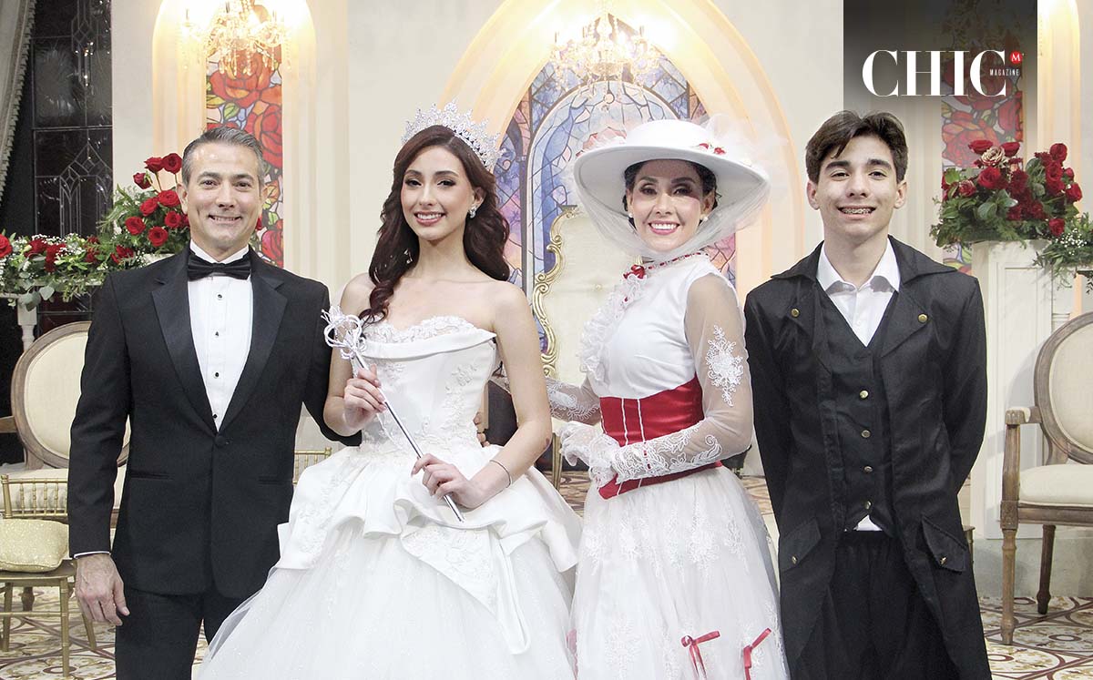 César Reyes, Chabely Reyes, Gloria Alfaro y César Reyes