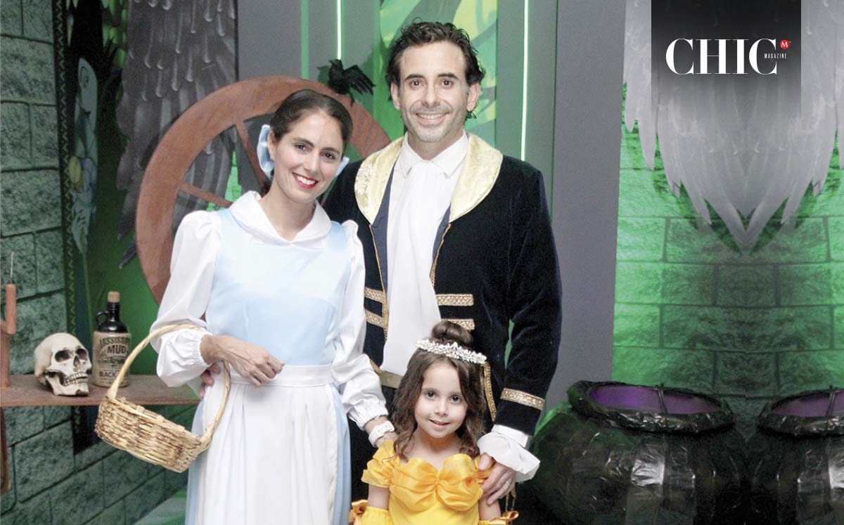 Marifer de Barragán, María Pia Barragán y Luis Barragán