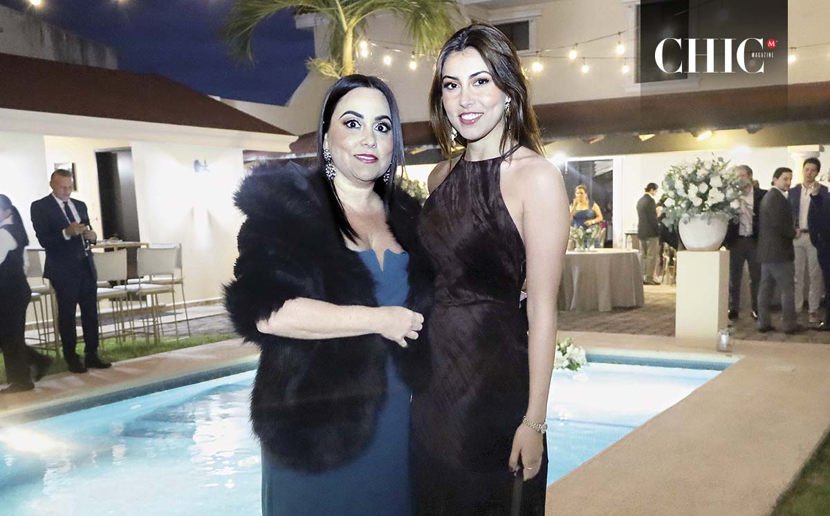 Mónica Garza y Marifer Aguilar