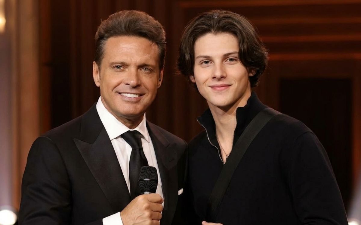 El hijo mayor de Luis Miguel y Aracely Arámbula reapareció y su parecido con el cantante sorprendió a todos (IA)