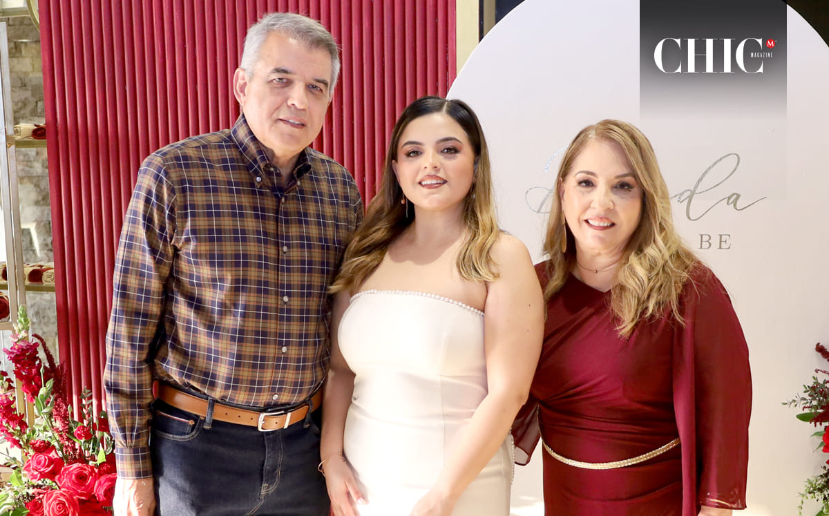 Víctor Hugo Aguilar, Brenda Aguilar y Andrea Aguilar