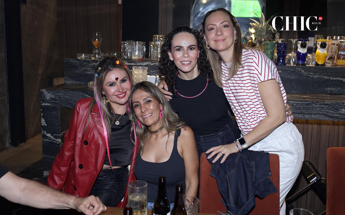 Osiris Hernández, Cristy Robles, Cristy Hernández y Melissa Cantú