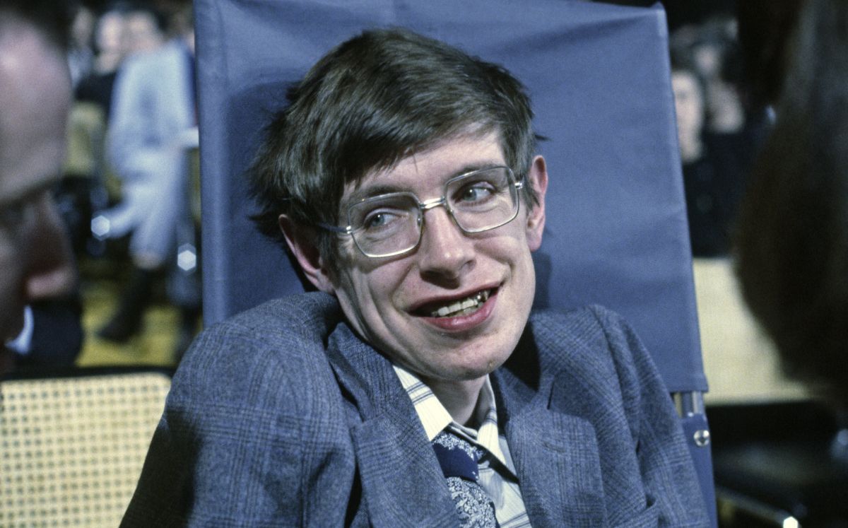 Stephen Hawking aparece en documentos del caso Epstein (Getty Images)