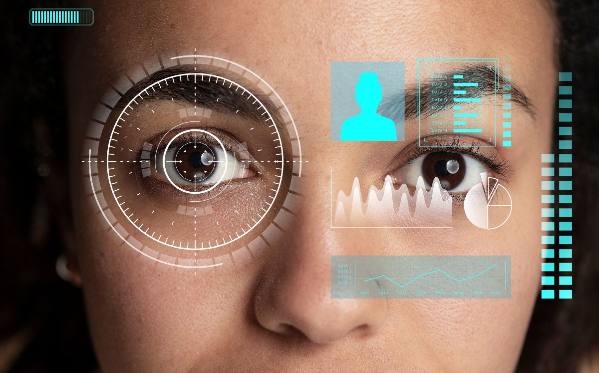 Desde julio de 2026, bancos en México pedirán identificación y biometría para retiros o depósitos (Freepik)