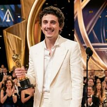 La polémica alrededor de Timothée Chalamet generó caos en los Oscar 2026; ¿se llevó su premio? (IA)