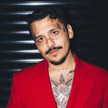 Christian Nodal aclara los motivos de su demanda familiar contra Cazzu (Instagram)