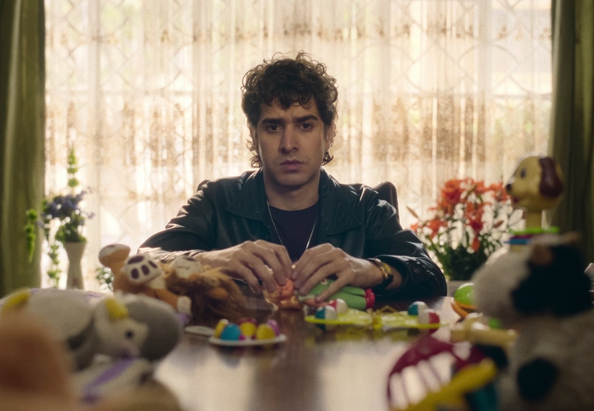 Emmanuel Restrepo es Camilo Granados (Foto: Netflix)