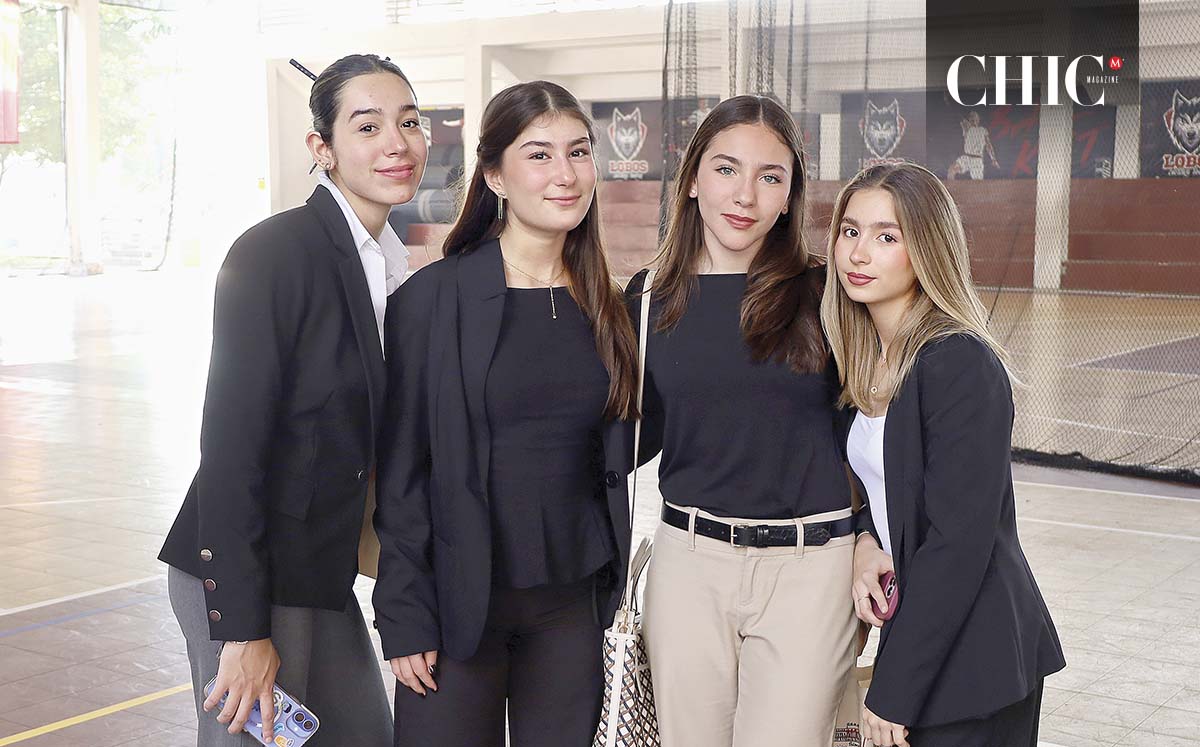 Camila Robles, Sofía Guaraney, María Sofía Rosas y Regina Ríos