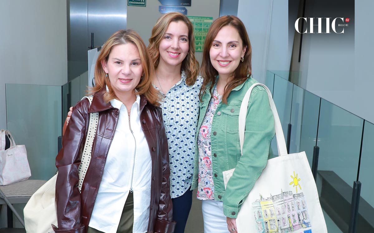 Gaby Velázquez, Minerva Fernández y Susy Noriega