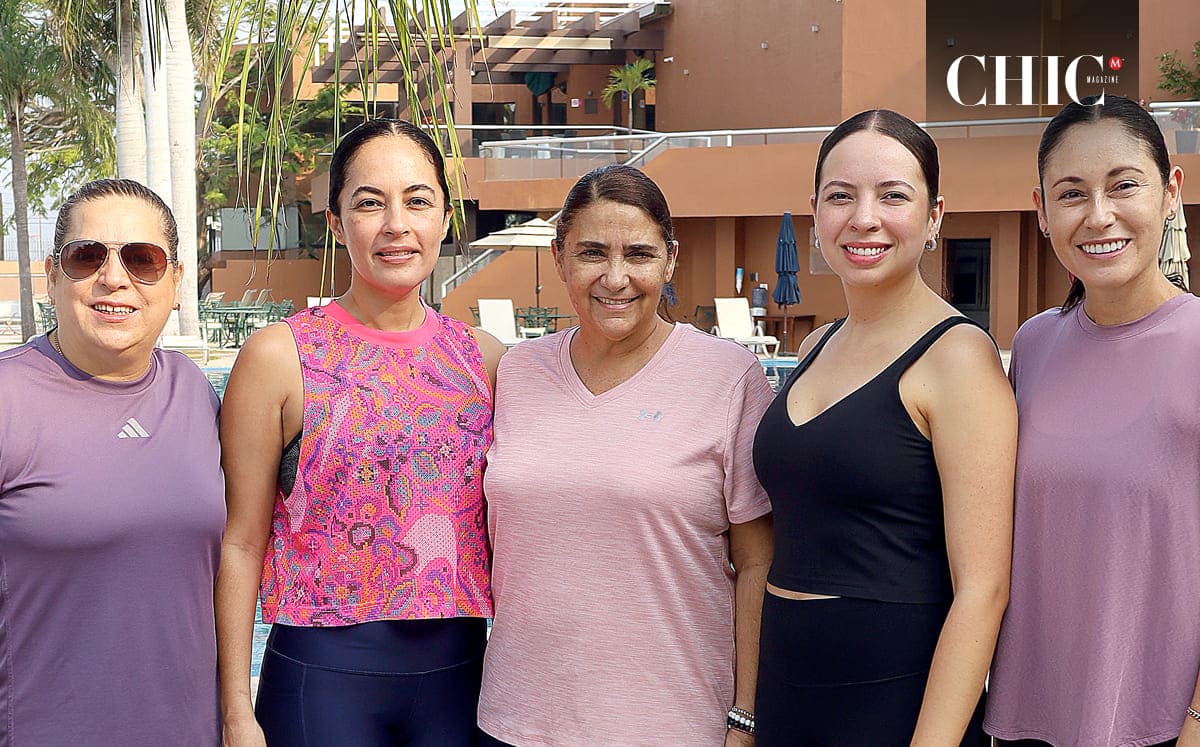 Mónica Castellanos, Martha, Mónica Scheckaiban, Balbina Guajardo y Ale Hamelius