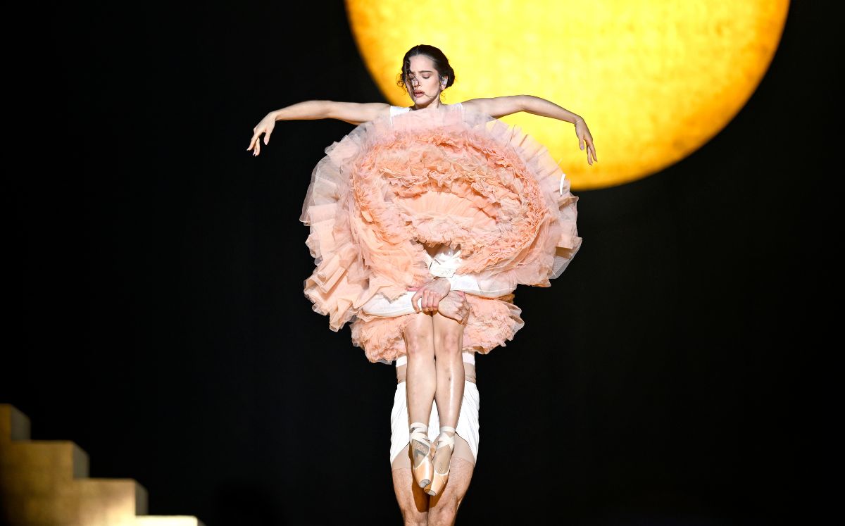 Rosalía baila ballet (Getty Images)