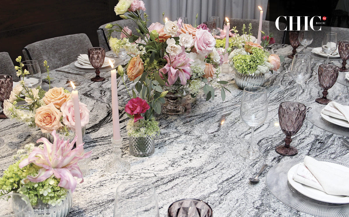 Se pudieron apreciar detalles florales en las mesas