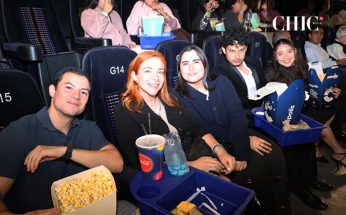 Asistentes llenaron la sala de Cinepolis Tampico donde se vivió la premier de Psicópata: El Asesino del Conejo Blanco. (INGRID GUERRERO)