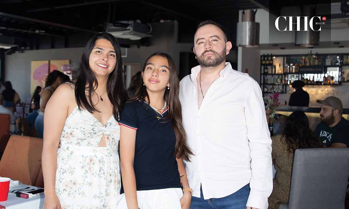 Ximena Sánchez, Mariana Ortiz y Óscar Sánchez