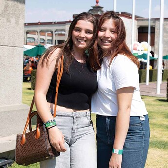 Majo Croda y Renata Parissi (Fotos: Yanahui F. Sevilla)