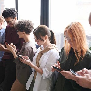 El modelo más avanzado presentado fue el de las gafas inteligentes Meta Ray-Ban Display. (Foto: Pexels)