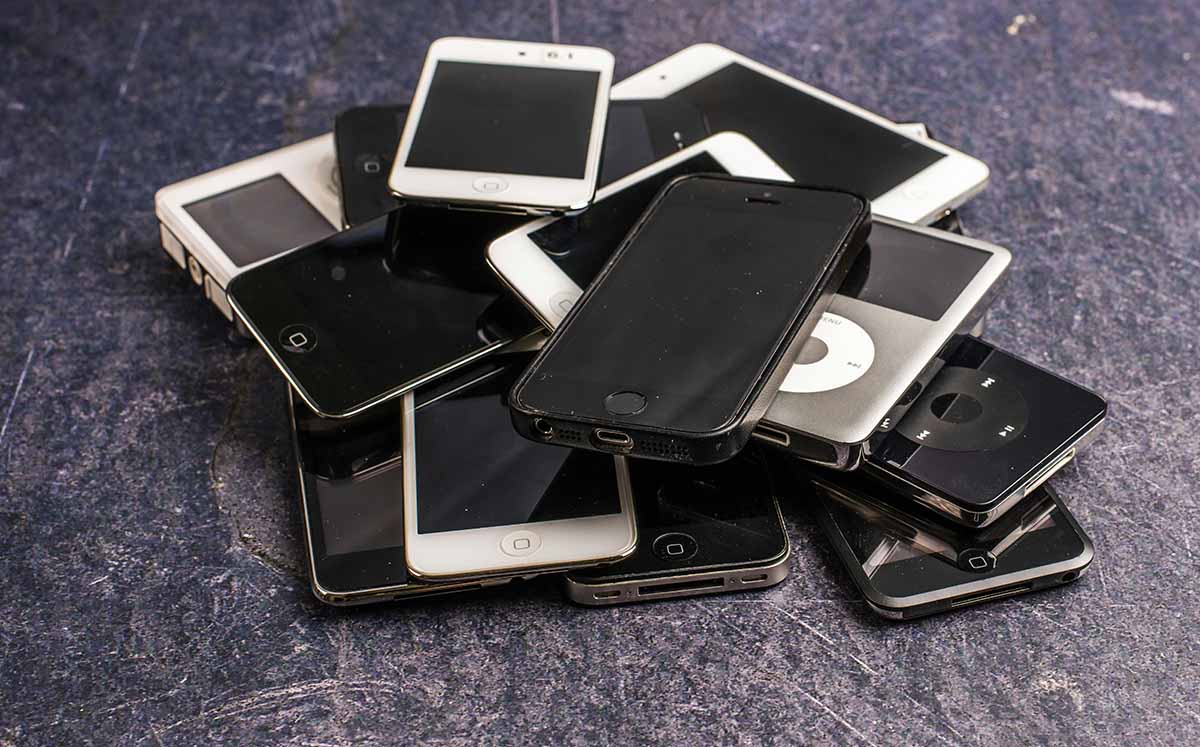 La pregunta ya no es si los celulares desaparecerán, sino cuándo comenzará esta transición tecnológica. (Foto: Pexels)