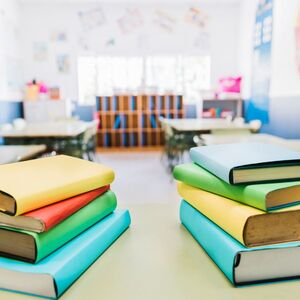 La SEP aclara si hay clases el 27 de marzo y cómo queda el puente antes de Semana Santa 2026 (Freepik)