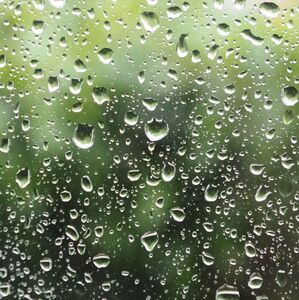 Conagua emite alerta por lluvias, granizo y fuertes rachas de viento en varias regiones de México (Freepik)