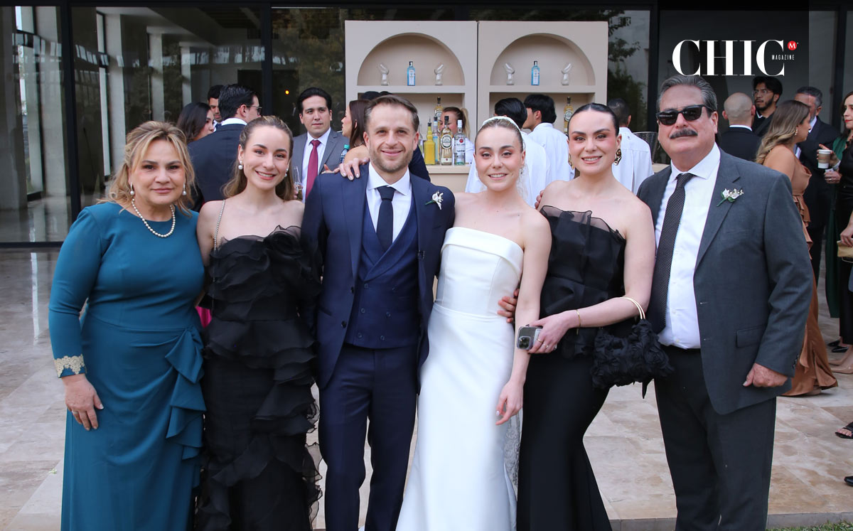 Claudia, Daniela, Francisco, Carolina, Paola y Ricardo