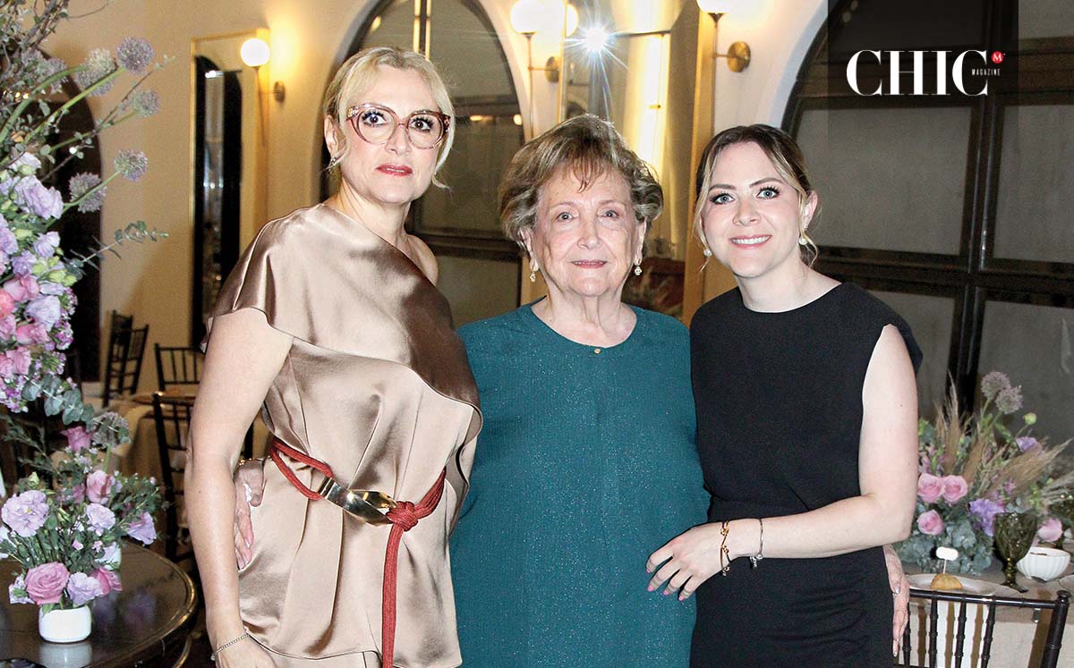 Eva Sainz, Pilar de Sainz y Ale Sainz